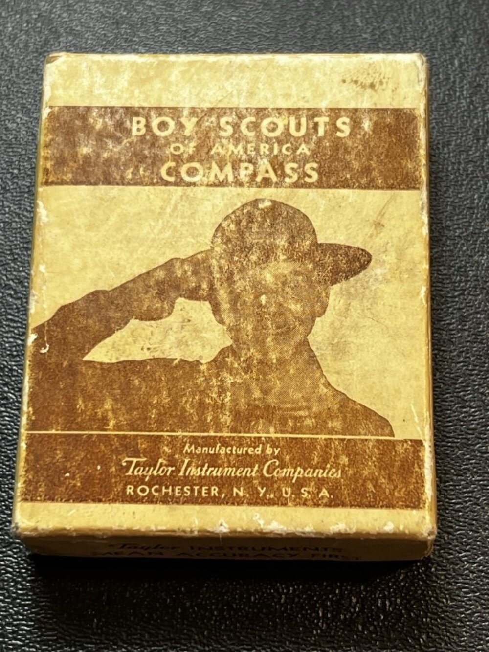 1940s TAYLOR Official Boy Scouts of America COMPASS Has Bakelite Case! No Flaws